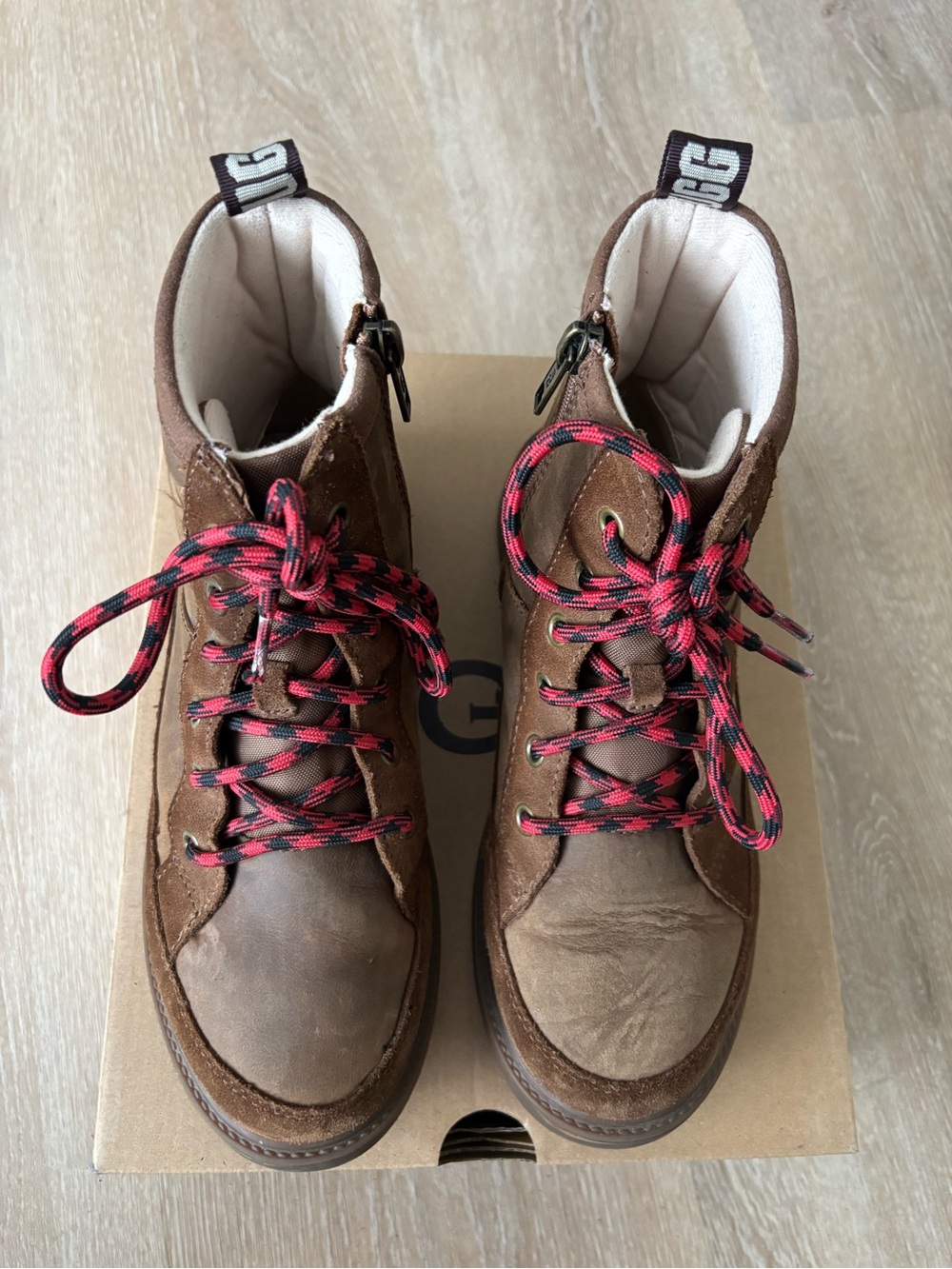 UGG Brown Suede Lace-Up Boots with Red-Black Laces-sz 4